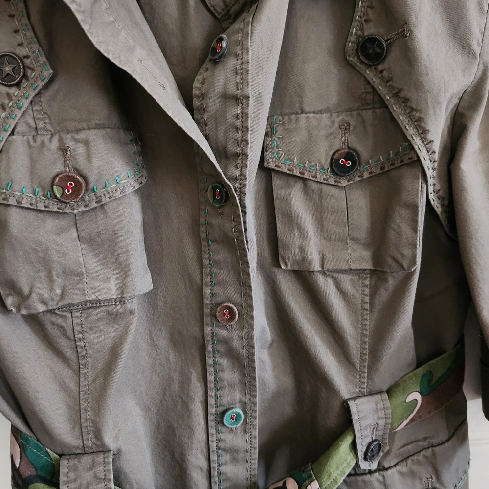 Jacket - Picture 5 of 11